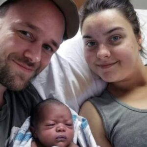 Mom And Dad Going Viral After Birth Of Black Baby Because Both Are White Mom And Dad Going Viral After Birth Of Black Baby Because Both Are White